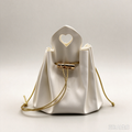Elegant White Heart Handle Drawstring Pouch, Romantic Mini Gift Bag with Gold-Tone Hardware for Wedding Favors, Bridal Shower, Party Candy & Guest Gifts