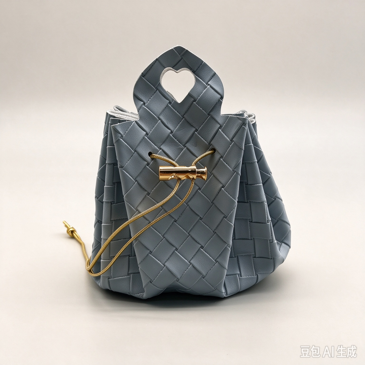 Gray-Blue Woven Heart Handle Pouch, Elegant Mini Gift Bag with Gold-Tone Hardware for Wedding Favors, Bridal Shower, Party Candy & Guest Gifts