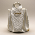 White Woven Heart Handle Pouch, Elegant Mini Gift Bag with Gold-Tone Hardware for Wedding Favors, Bridal Shower, Party Candy & Guest Gifts